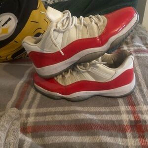 cherry jordan 11 low
